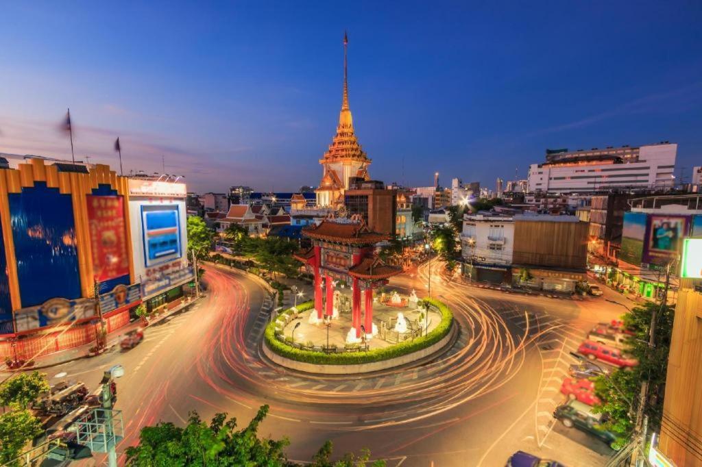 2499 Heritage Chinatown Bangkok Hotel By Roomquest Banguecoque Exterior foto