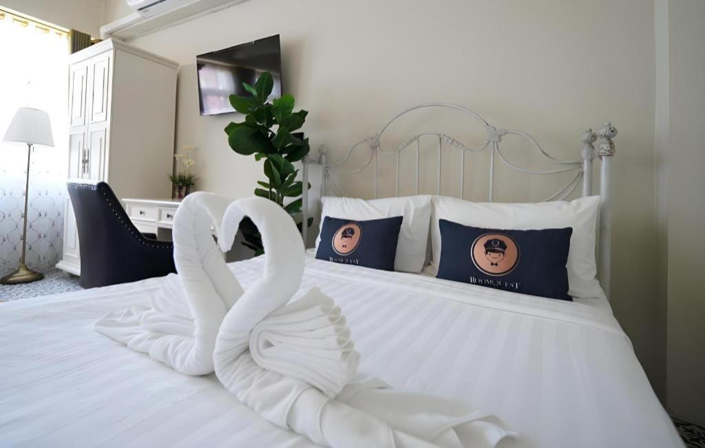 2499 Heritage Chinatown Bangkok Hotel By Roomquest Banguecoque Exterior foto